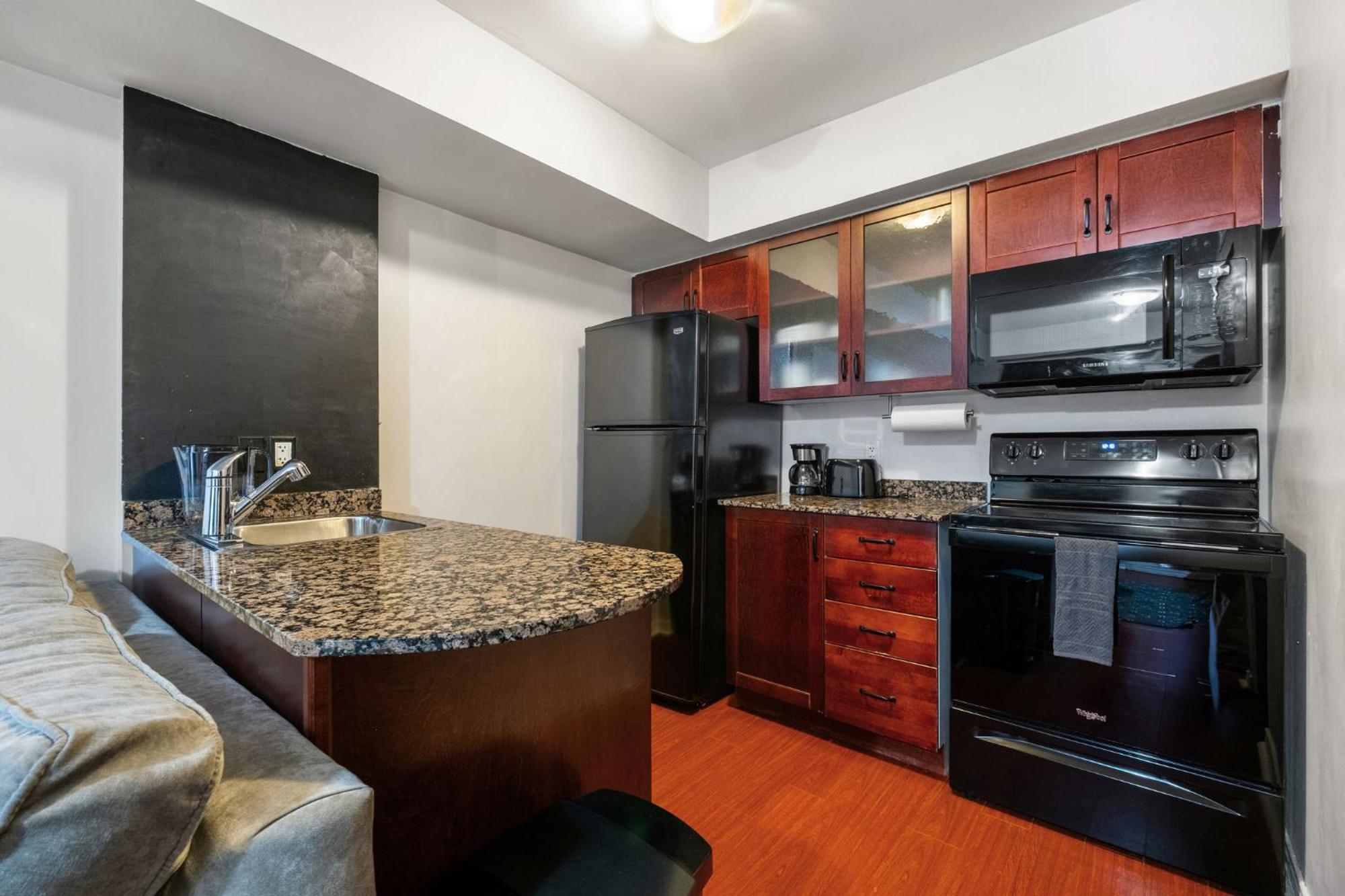 Liberty Village Townhouse Toronto Dış mekan fotoğraf