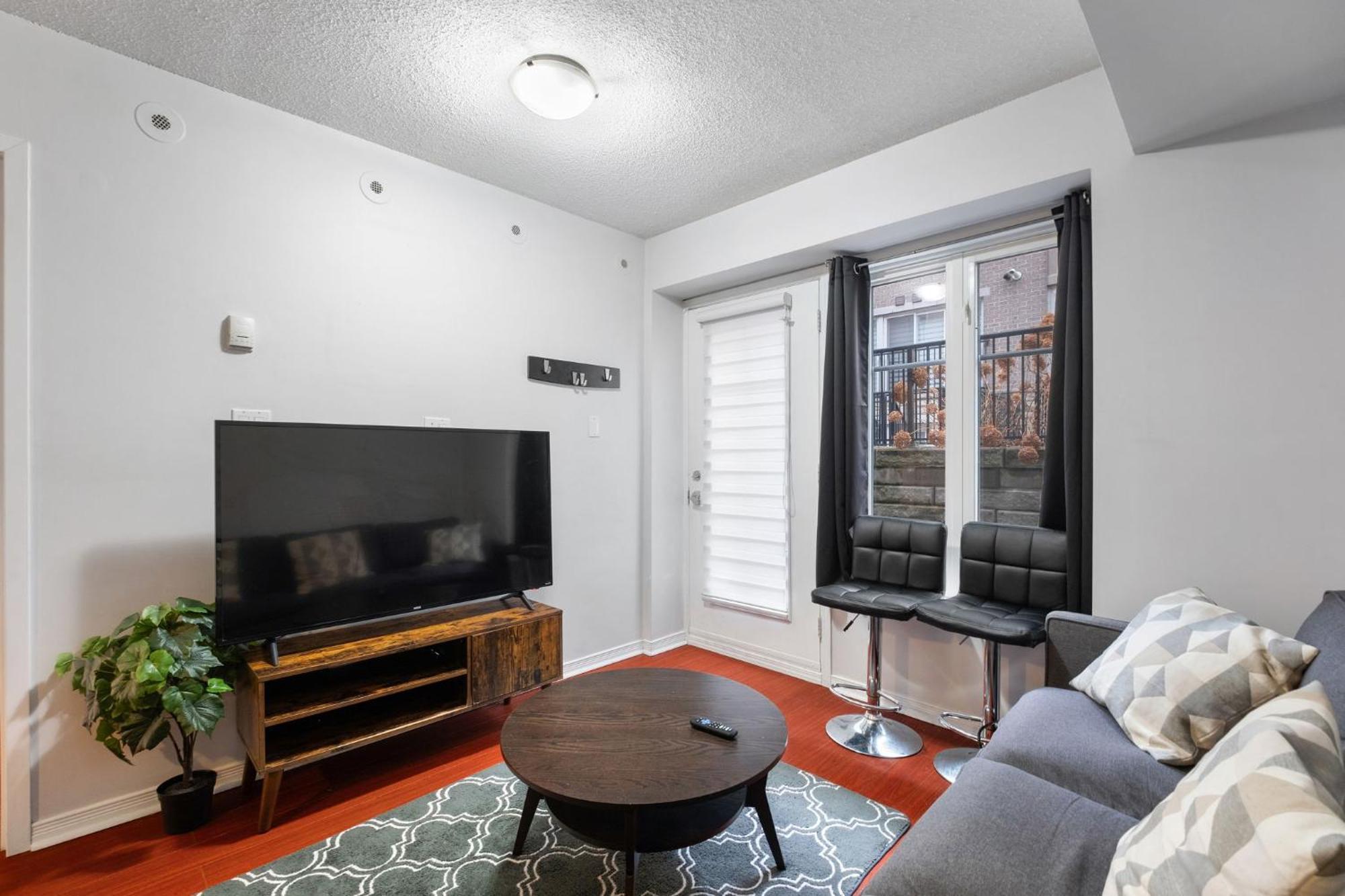 Liberty Village Townhouse Toronto Dış mekan fotoğraf